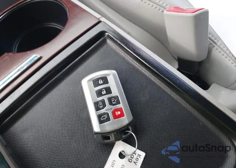 2012 Toyota Sienna Xle V6 8 Passenger из США, поврежденный, VIN 5TDYK3DC2CS224181